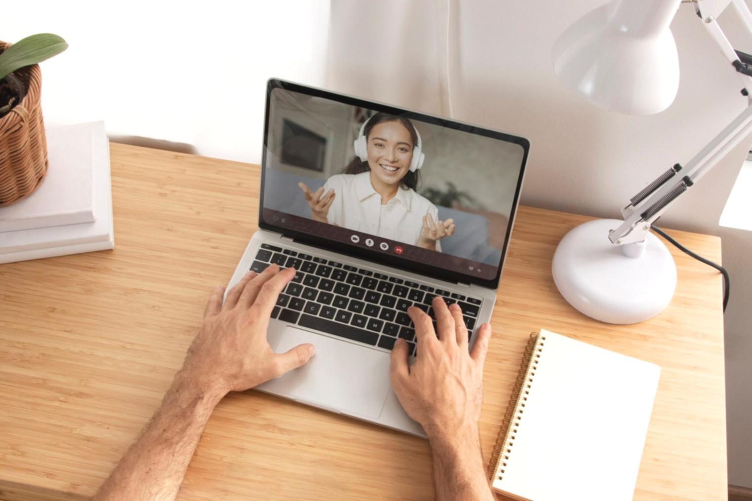 Finanzanalyse Webinar Sitzung mit Teilnehmern